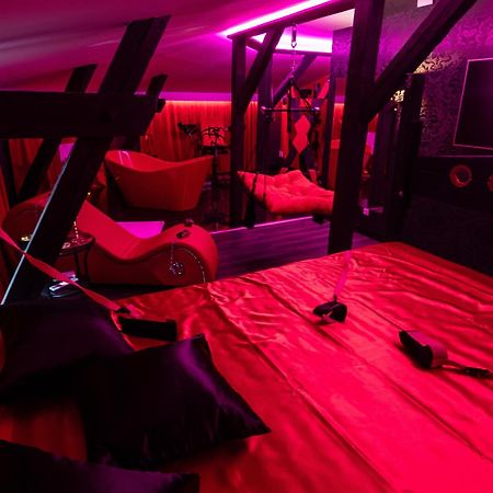 Red Palace Apartament Bdsm Bydgoszcz Luaran gambar