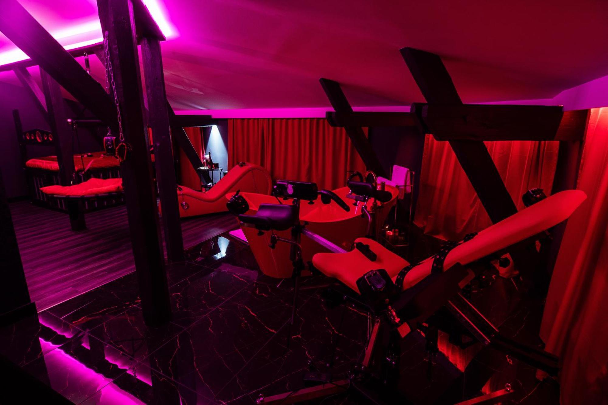 Red Palace Apartament Bdsm Bydgoszcz Luaran gambar